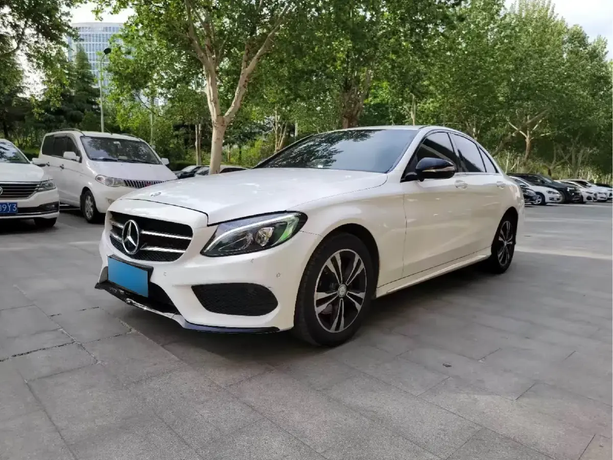 2016 Mercedes-Benz C Class 2.0T 184HP L4 7AT