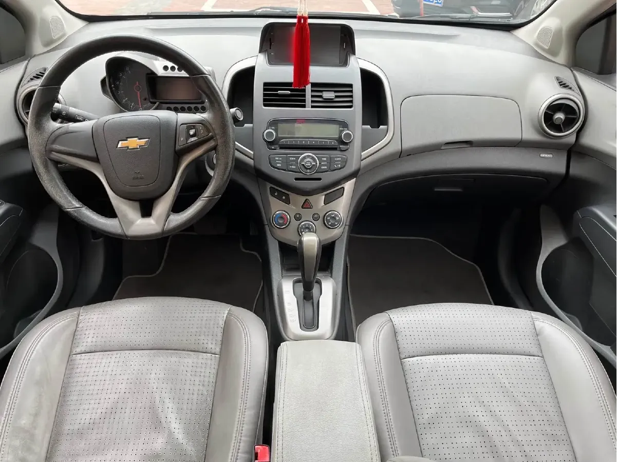 2014 Chevrolet Aveo 1.6L 121HP L4 6AT,autocango,china used car exporter,china ev exporter,chinese used car exporter,chinese used ev exporter