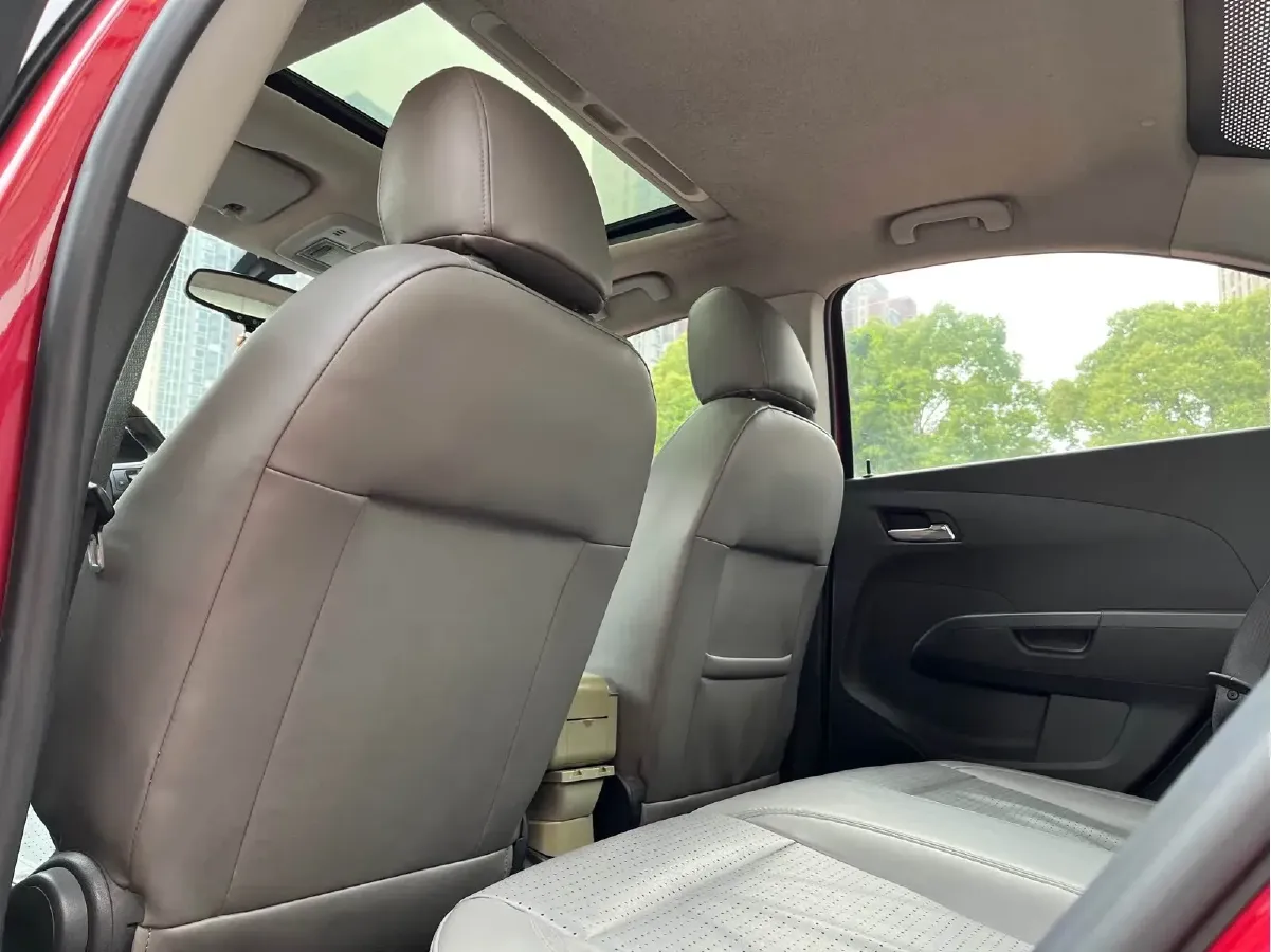 2014 Chevrolet Aveo 1.6L 121HP L4 6AT,autocango,china used car exporter,china ev exporter,chinese used car exporter,chinese used ev exporter