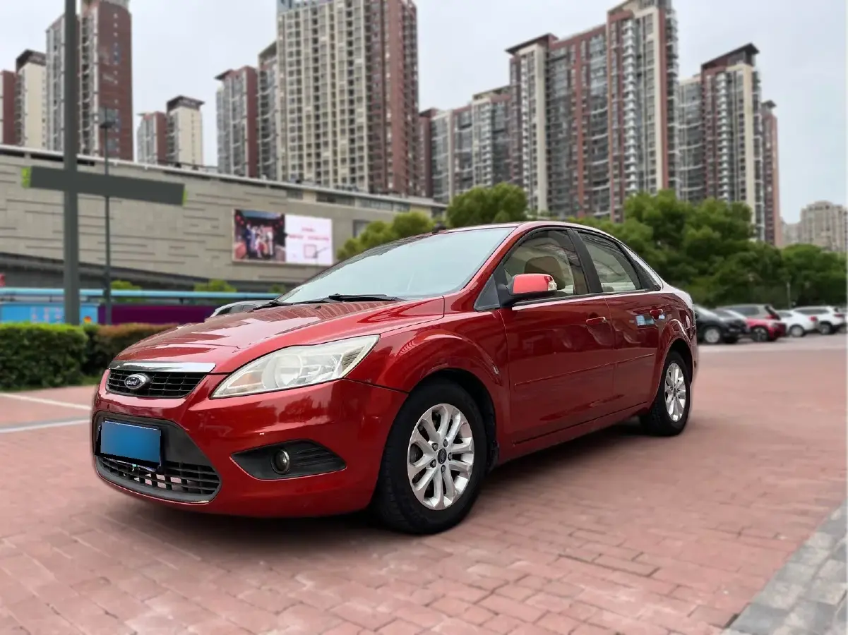 2011 Ford Focus 1.8L 124HP L4 4AT