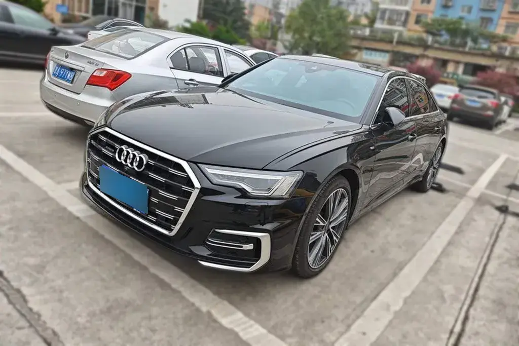 2024 Audi A6L 2.0T 245HP L4 7DCT