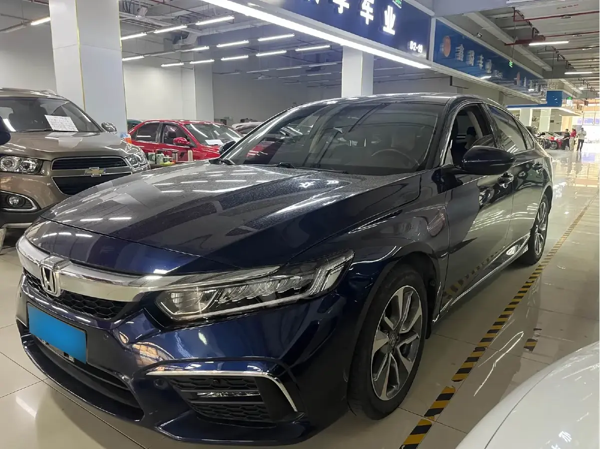 2019 Honda Inspire 1.5T 194HP L4 CVT