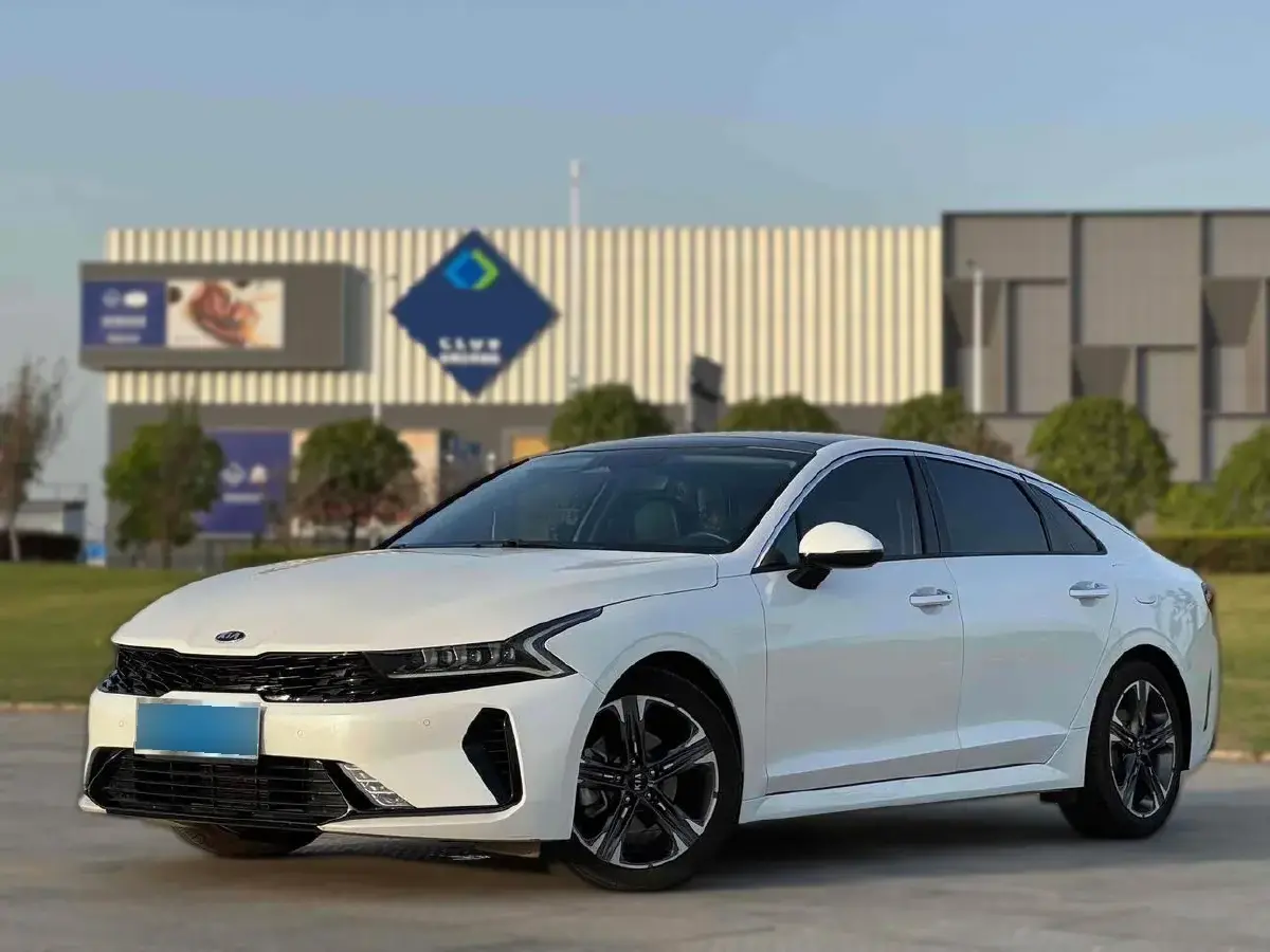 2020 Kia K5 1.5T 170HP L4 7DCT