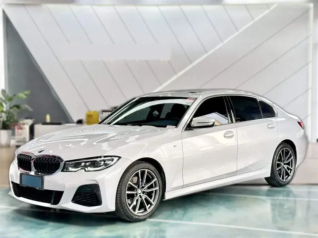 2022 BMW 3 Series 2.0T 184HP L4 8AT