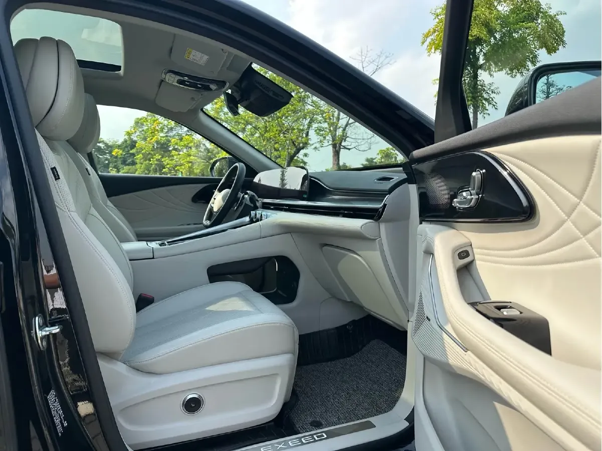 2023 Exceed RX 2.0T 261HP L4 7DCT,autocango,china used car exporter,china ev exporter,chinese used car exporter,chinese used ev exporter