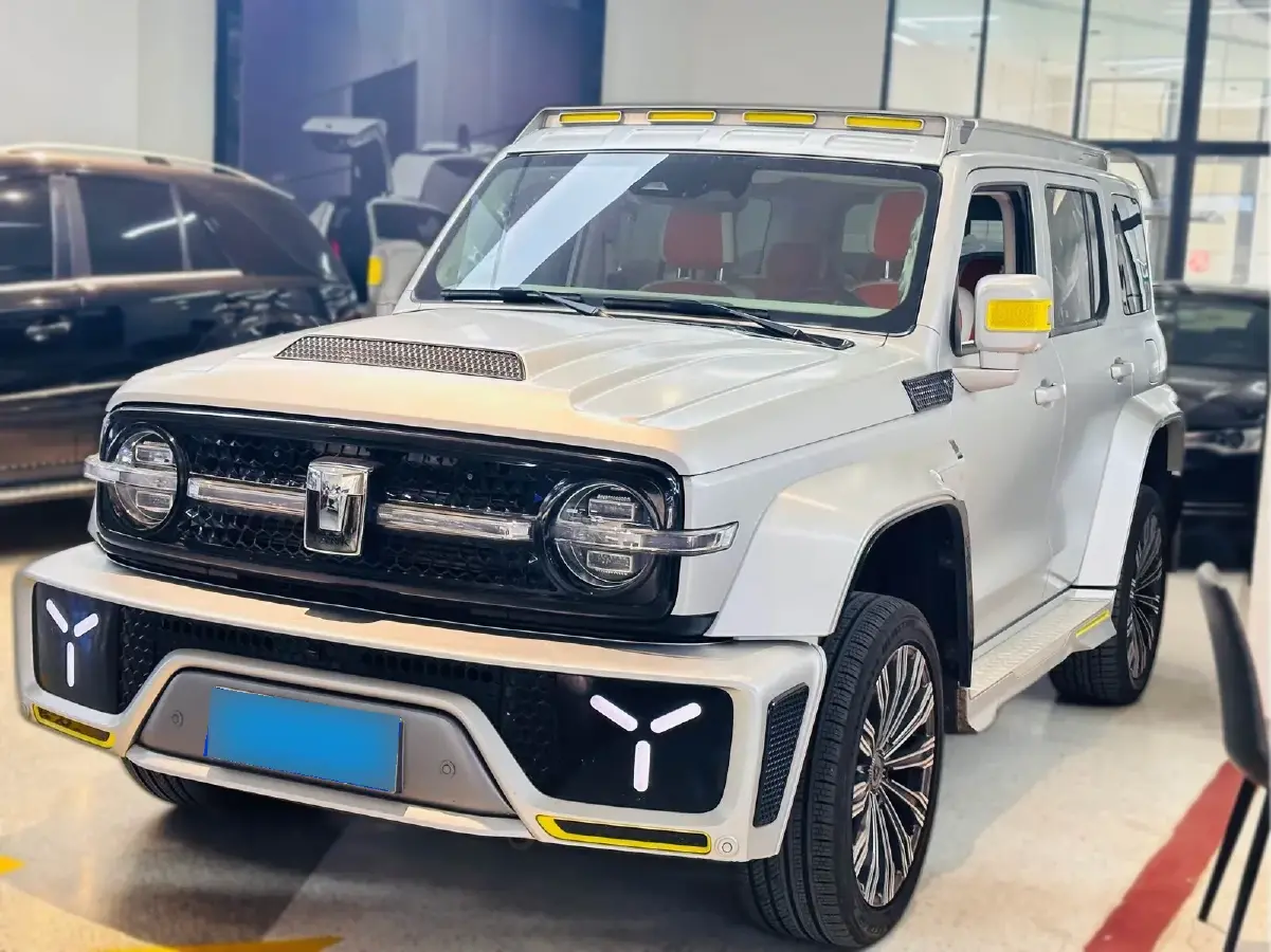 2021 Tank 300 2.0T 227HP L4 8AT