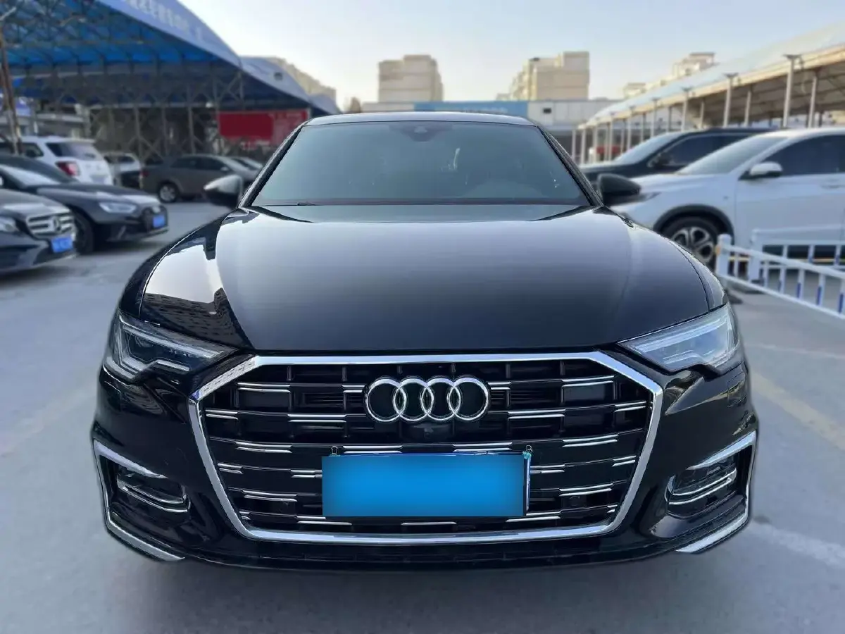 2024 Audi A6L 2.0T 245HP L4 7DCT