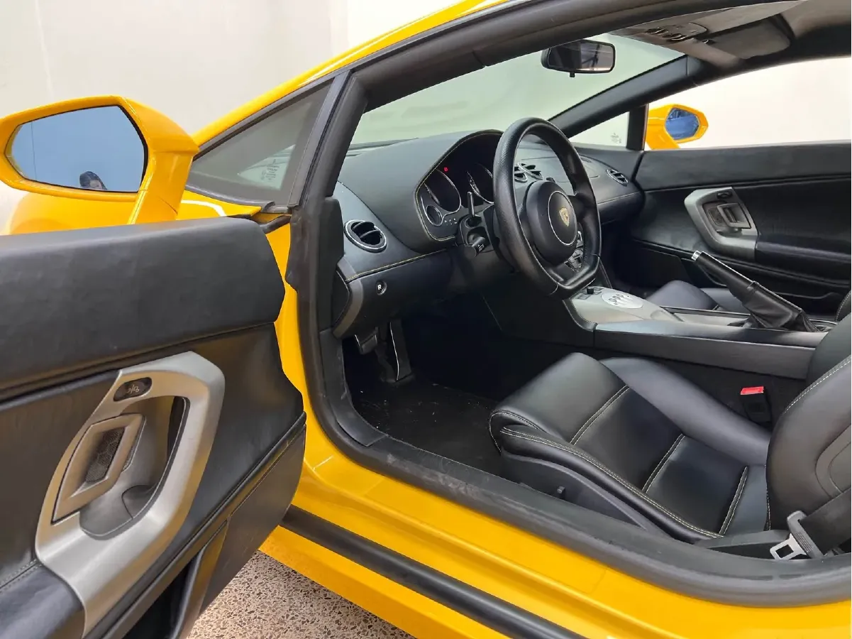 2010 Lamborghini Gallardo 5.2L 557HP V10 6AMT,autocango,china used car exporter,china ev exporter,chinese used car exporter,chinese used ev exporter