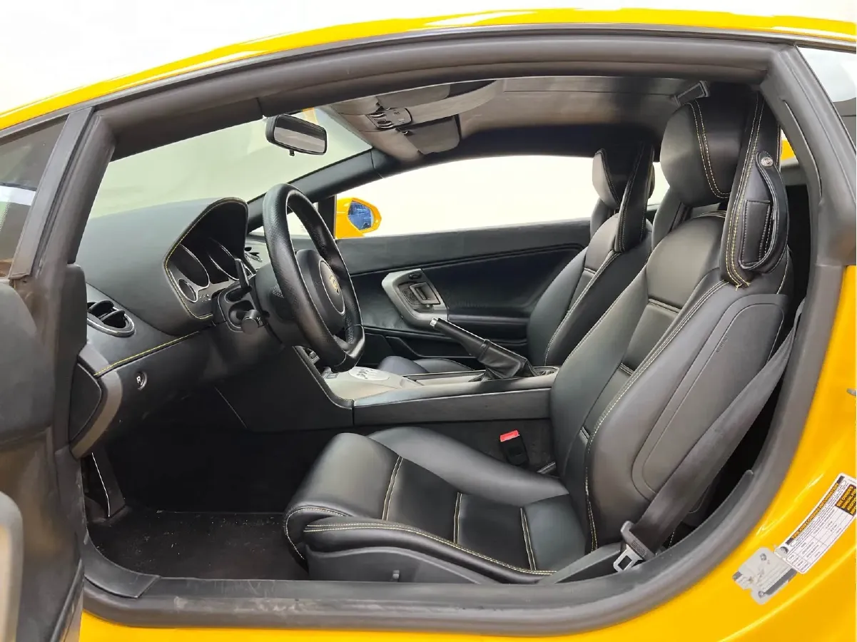 2010 Lamborghini Gallardo 5.2L 557HP V10 6AMT,autocango,china used car exporter,china ev exporter,chinese used car exporter,chinese used ev exporter