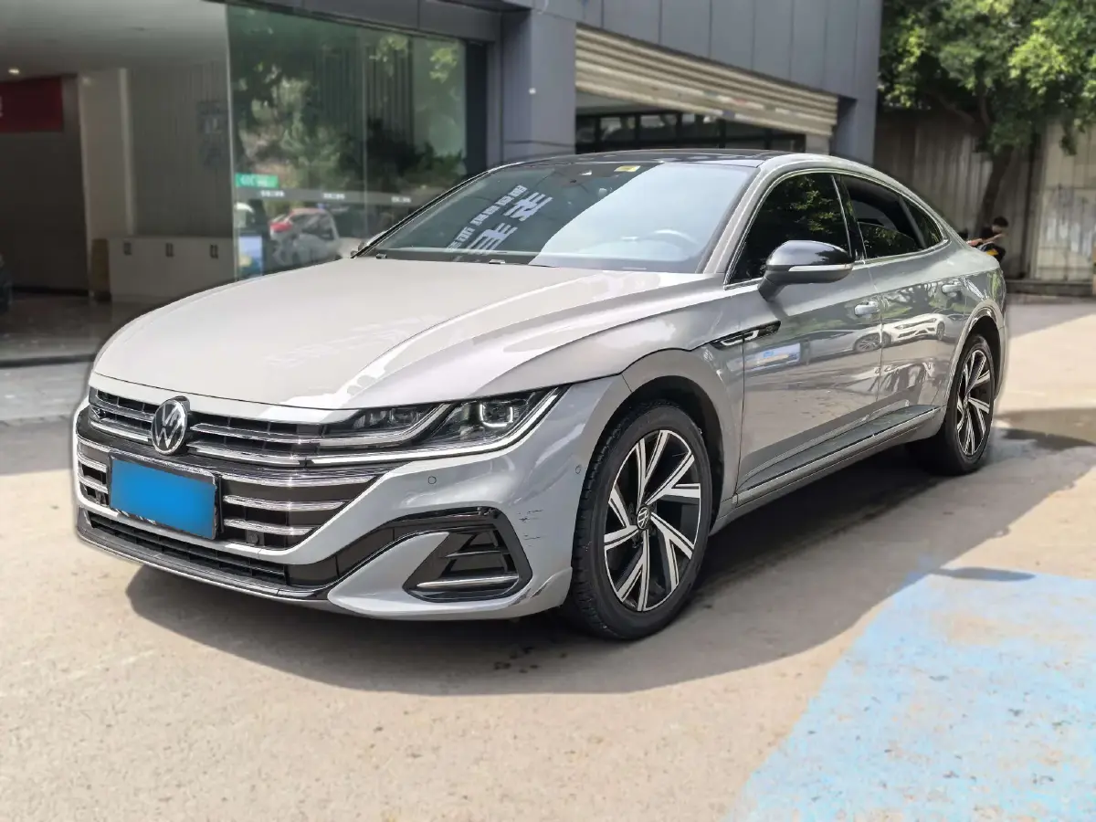 2021 Volkswagen CC 2.0T 220HP L4 7DCT