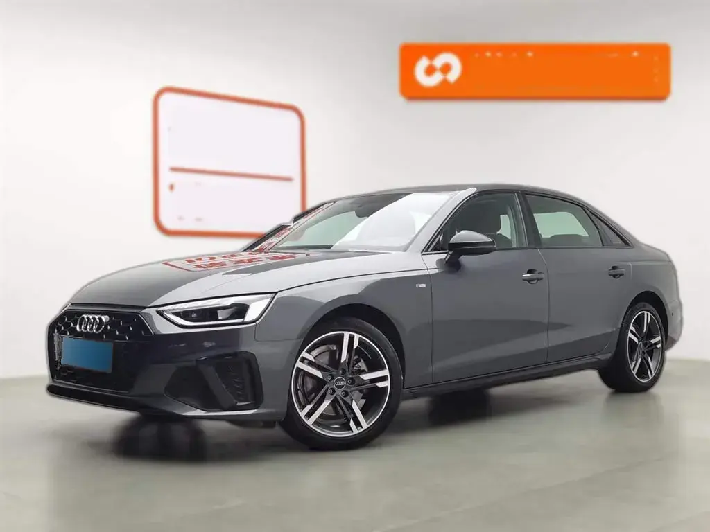 2022 Audi A4L 2.0T 190HP L4 7DCT