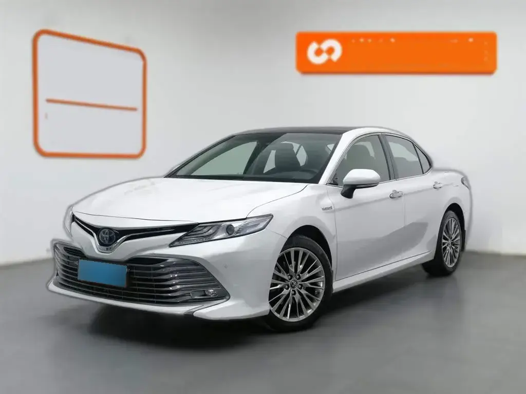 2018 Toyota Camry 2.5L 178HP L4 E-CVT Hybrid