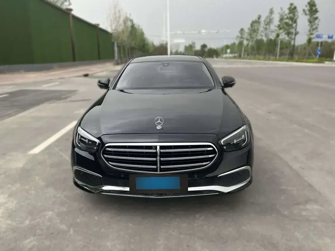 2022 Mercedes-Benz E Class 2.0T 211HP L4 9AT PHEV 25.4KWH