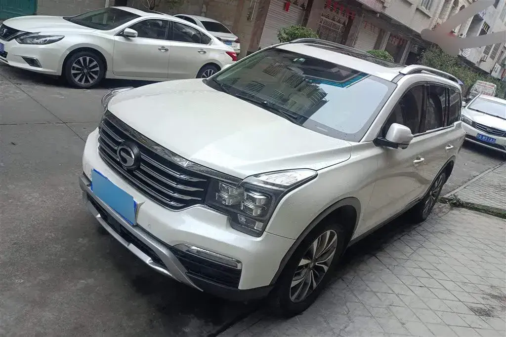 2017 GAC Trumpchi GS8 2.0T 201HP L4 6AT