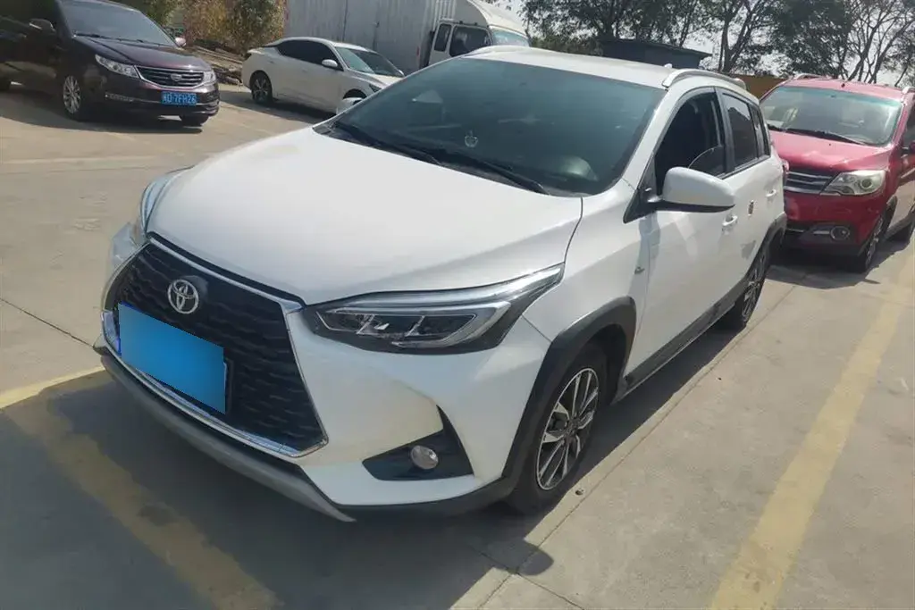 2022 Toyota Yaris L 1.5L 112HP L4 CVT