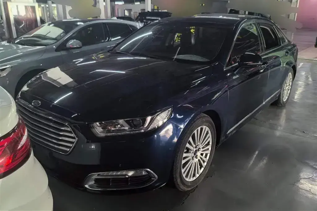 2015 Ford Taurus 2.0T 245HP L4 6AT
