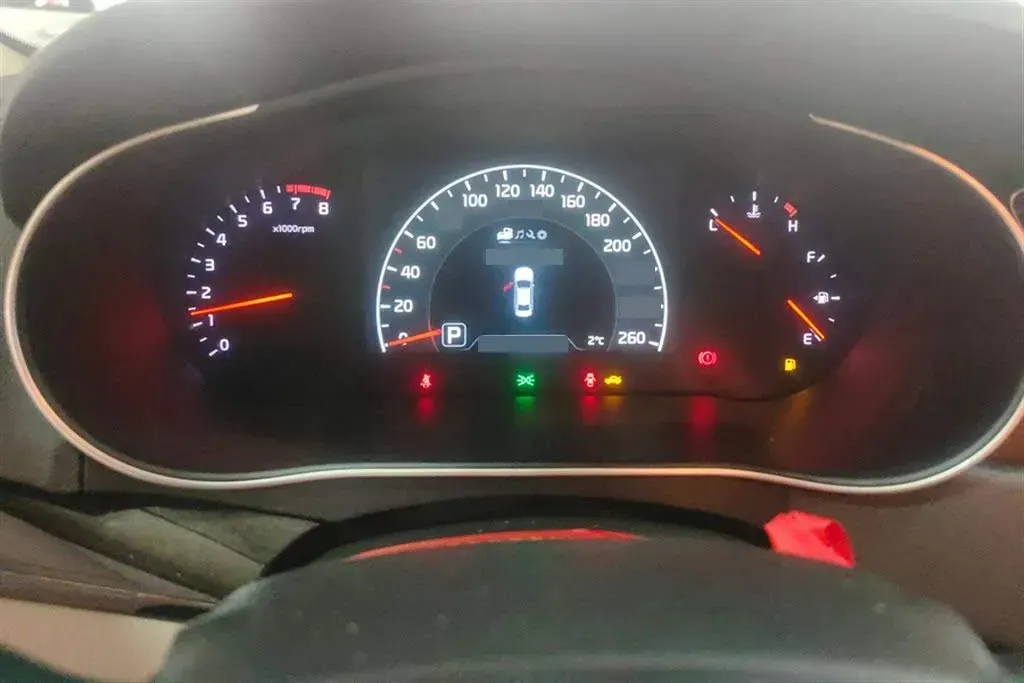 2013 Kia Cadenza 2.4L 180HP L4 6AT,autocango,china used car exporter,china ev exporter,chinese used car exporter,chinese used ev exporter