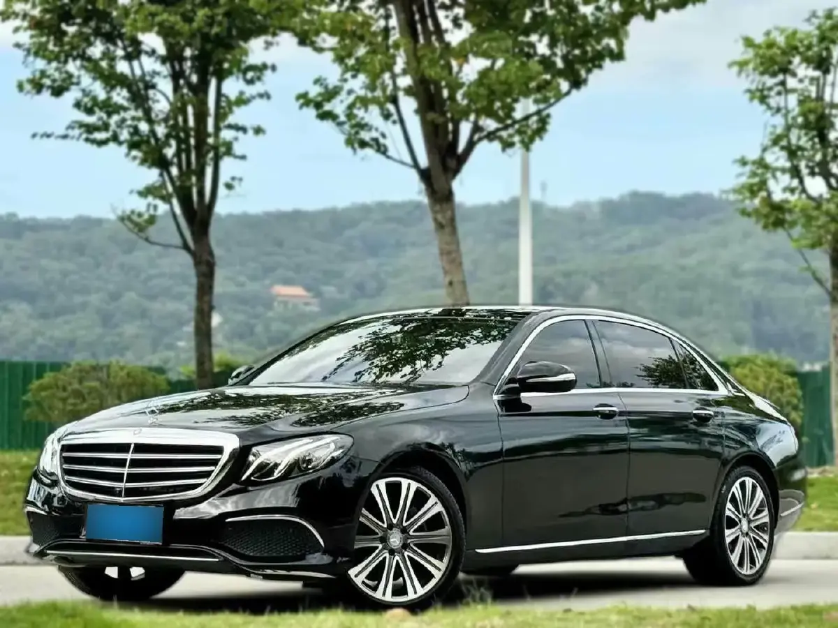 2016 Mercedes-Benz E Class 2.0T 245HP L4 9AT