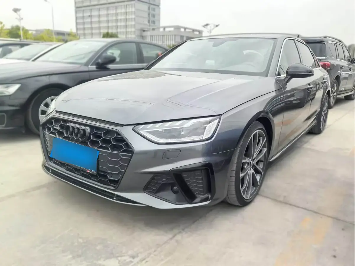 2020 Audi A4L 2.0T 252HP L4 7DCT