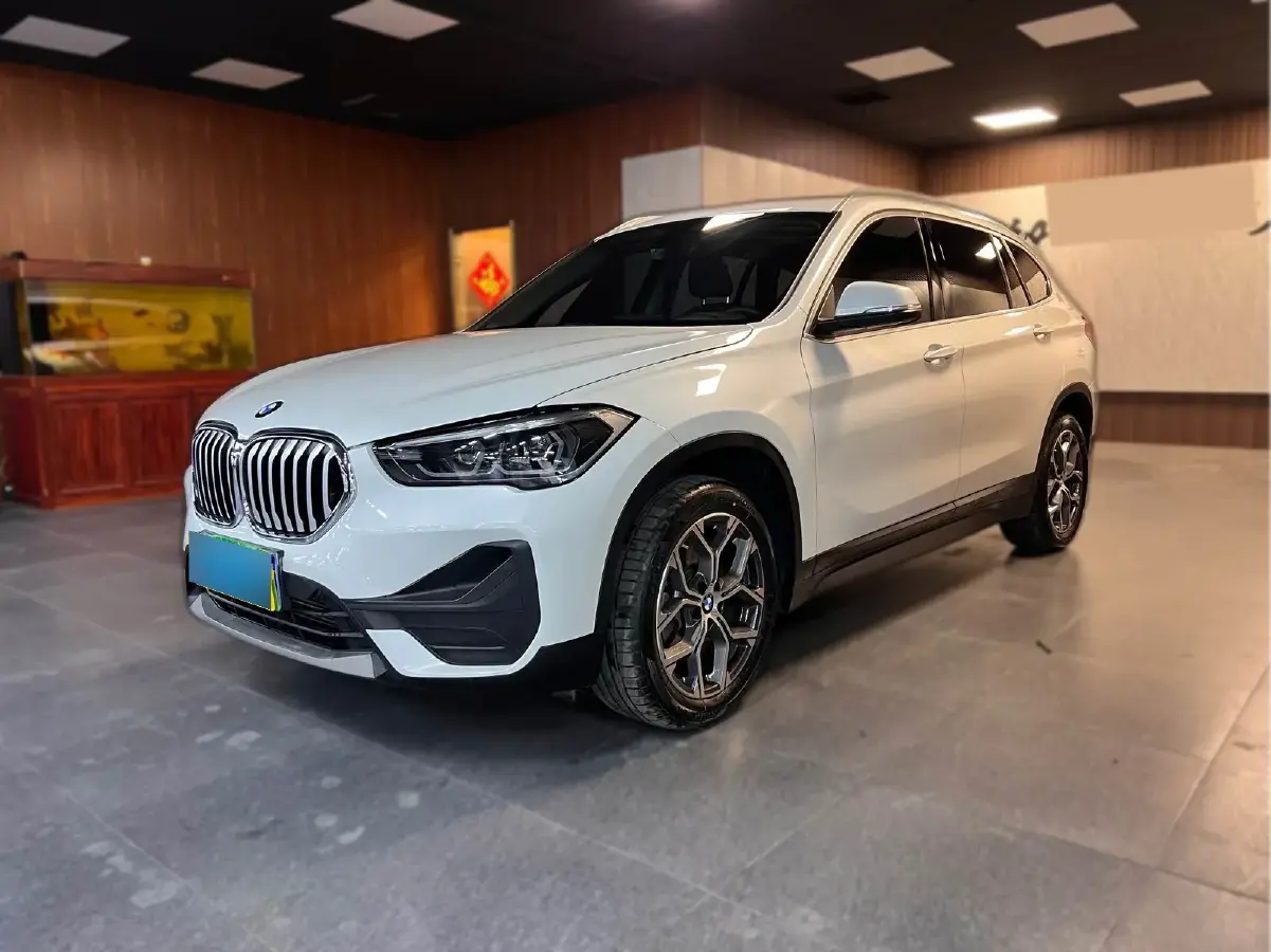 2021 BMW X1 2.0T 192HP L4 7DCT