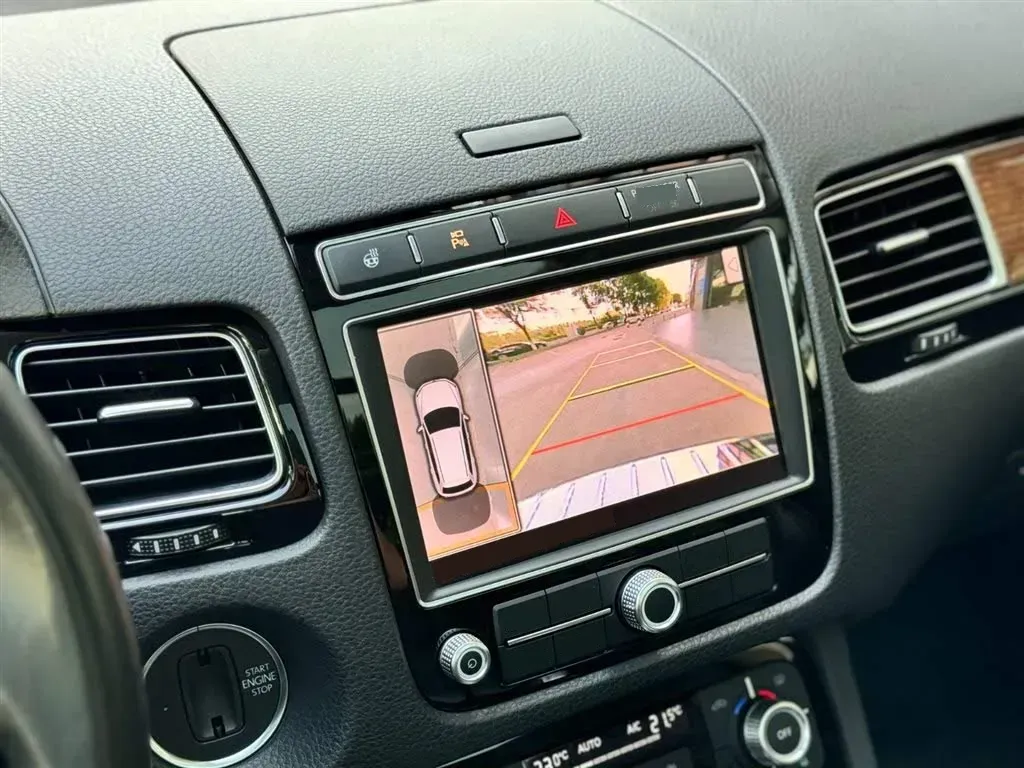 2017 Volkswagen Touareg 3.0T 320HP V6 8AT,autocango,china used car exporter,china ev exporter,chinese used car exporter,chinese used ev exporter