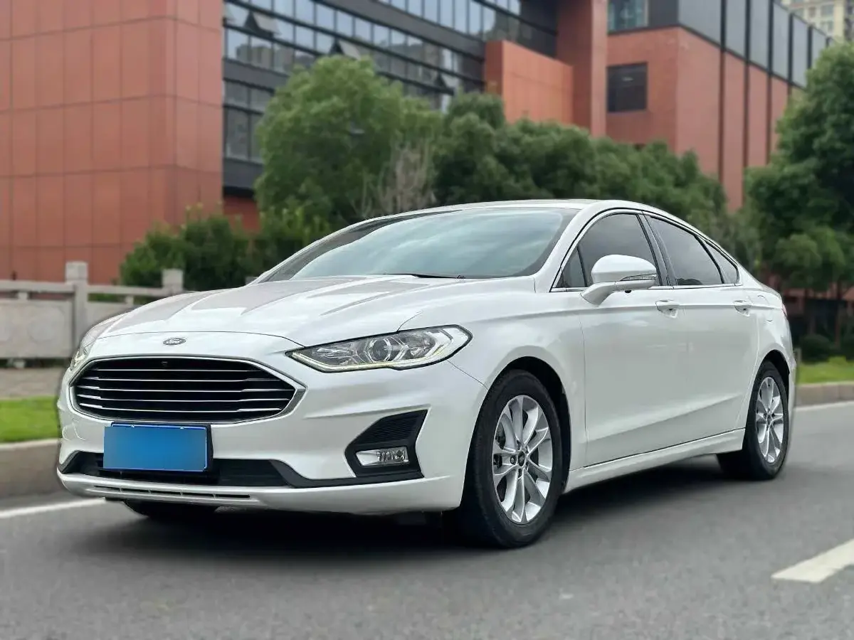 2018 Ford Mondeo 2.0T 204HP L4 6AT