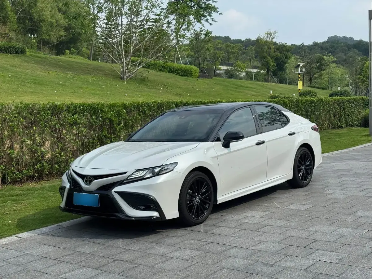 2023 Toyota Camry 2.5L 207HP L4 8AT