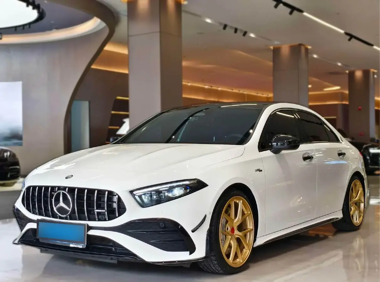 2024 Mercedes-Benz A AMG 2.0T 306HP L4 8DCT