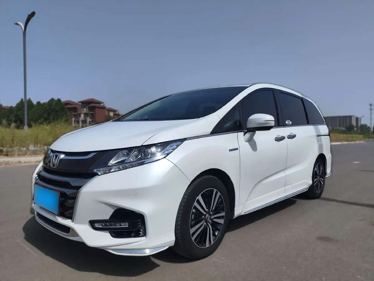 2021 Honda Odyssey 2.0L 146HP L4 E-CVT Hybrid