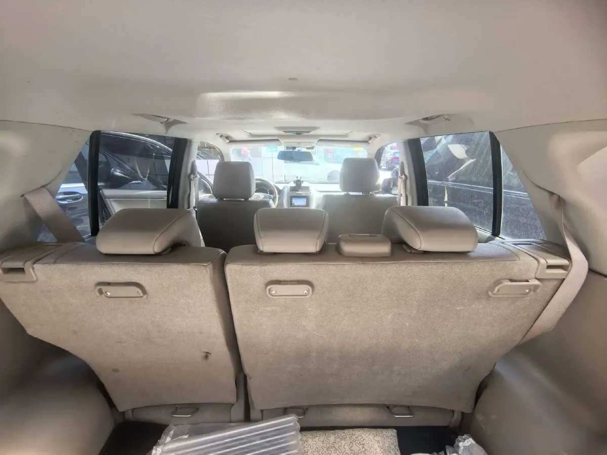 2012 Suzuki Grand Vitara 2.4L 166HP L4 5MT,autocango,china used car exporter,china ev exporter,chinese used car exporter,chinese used ev exporter