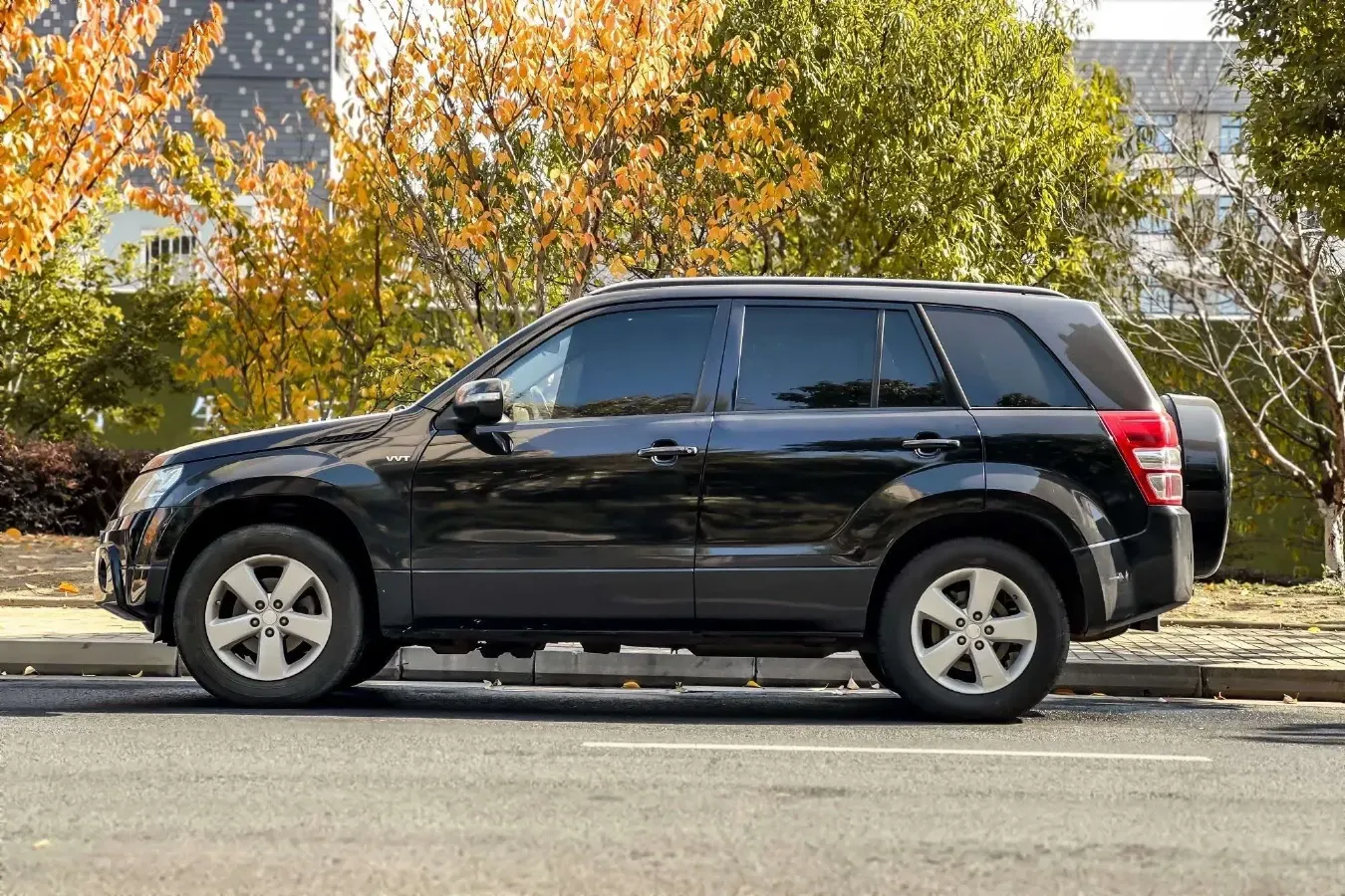 2012 Suzuki Grand Vitara 2.4L 166HP L4 5MT,autocango,china used car exporter,china ev exporter,chinese used car exporter,chinese used ev exporter