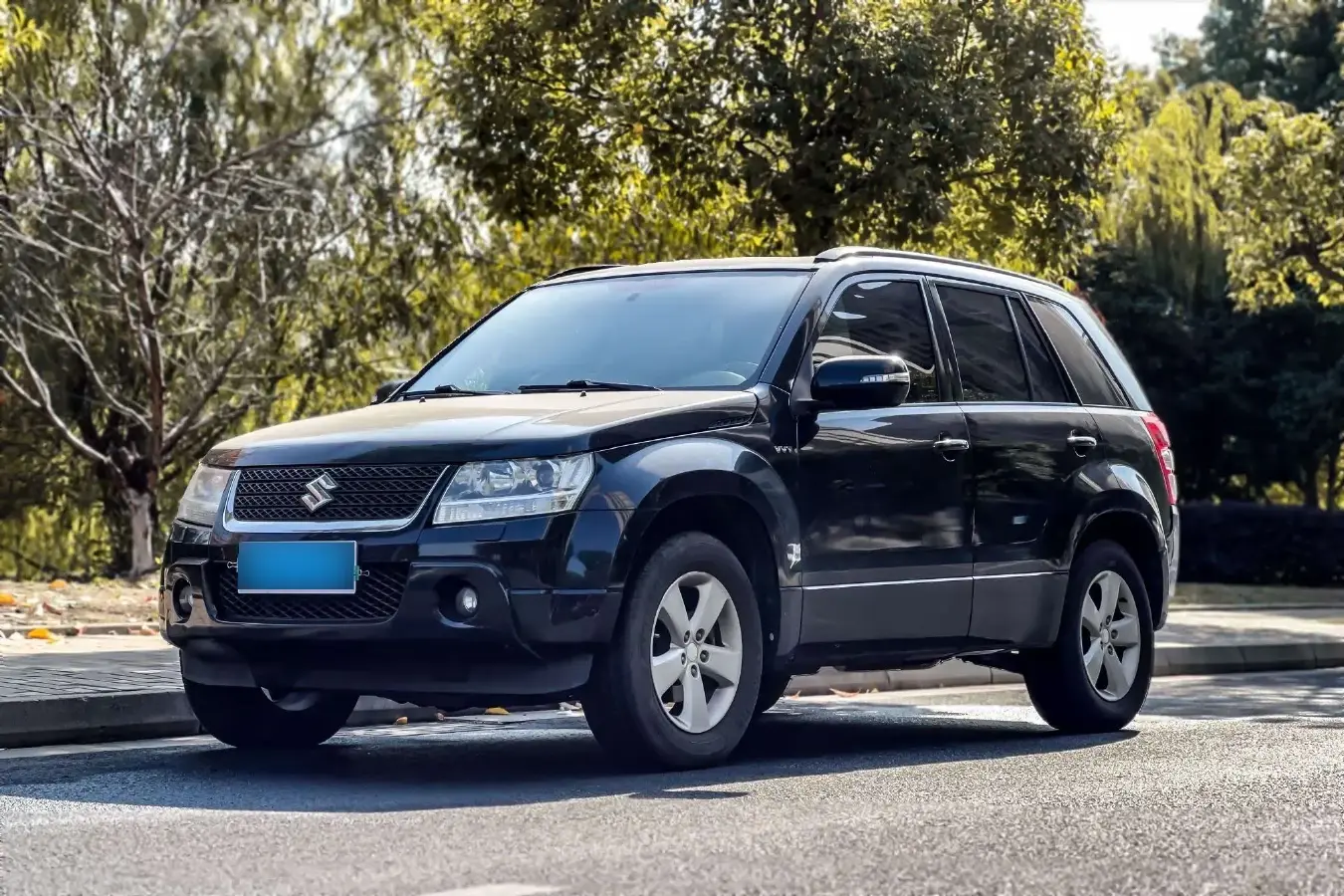 2012 Suzuki Grand Vitara 2.4L 166HP L4 5MT