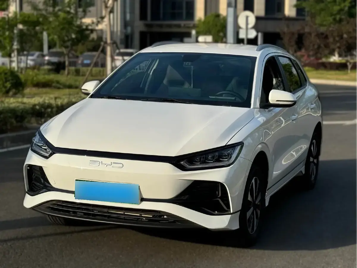 2023 BYD e2 BEV 43.2KWH