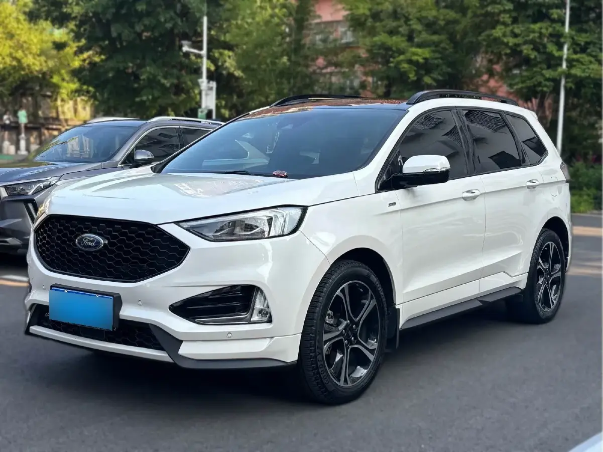 2020 Ford Edge 2.0T 245HP L4 8AT
