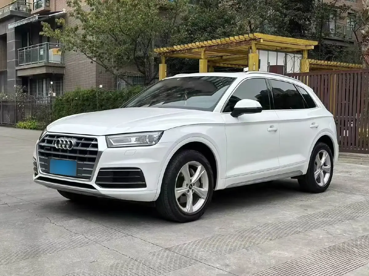 2020 Audi Q5L 2.0T 190HP L4 7DCT