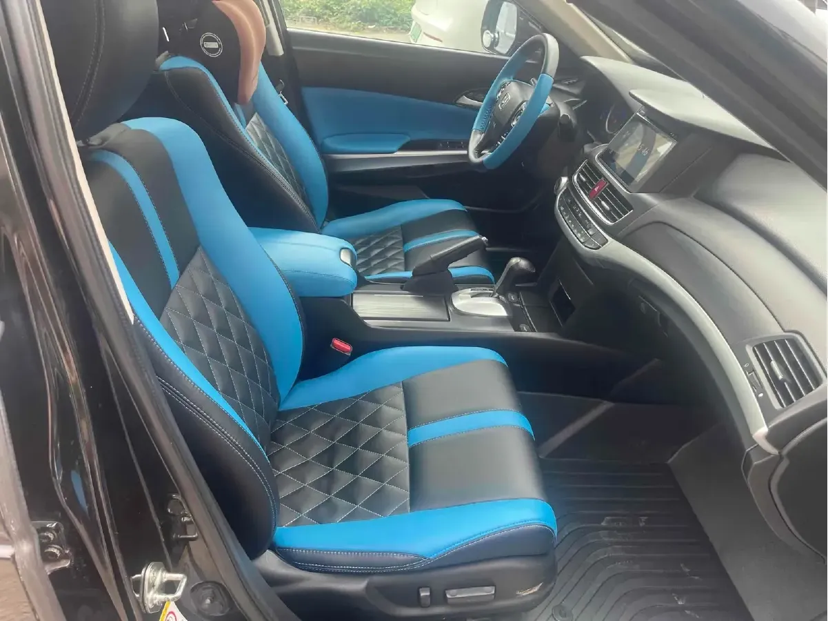 2014 Honda Crosstour 2.4L 197HP L4 5AT,autocango,china used car exporter,china ev exporter,chinese used car exporter,chinese used ev exporter