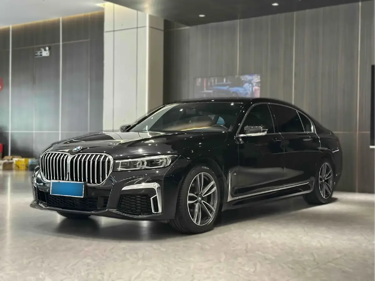 2021 BMW 7 Series 2.0T 265HP L4 8AT
