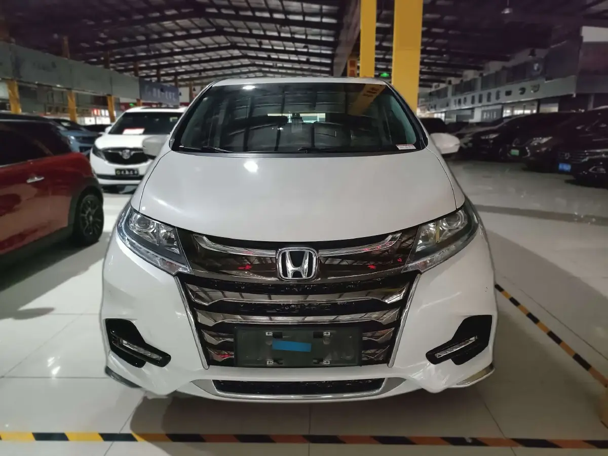 2021 Honda Odyssey 2.0L 146HP L4 E-CVT Hybrid
