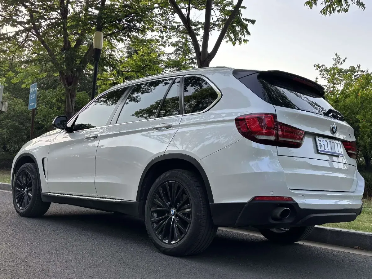 2014 BMW X5 3.0T 306HP L6 8AT,autocango,china used car exporter,china ev exporter,chinese used car exporter,chinese used ev exporter