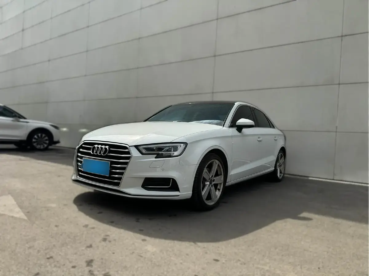 2017 Audi A3 1.4T 150HP L4 7DCT