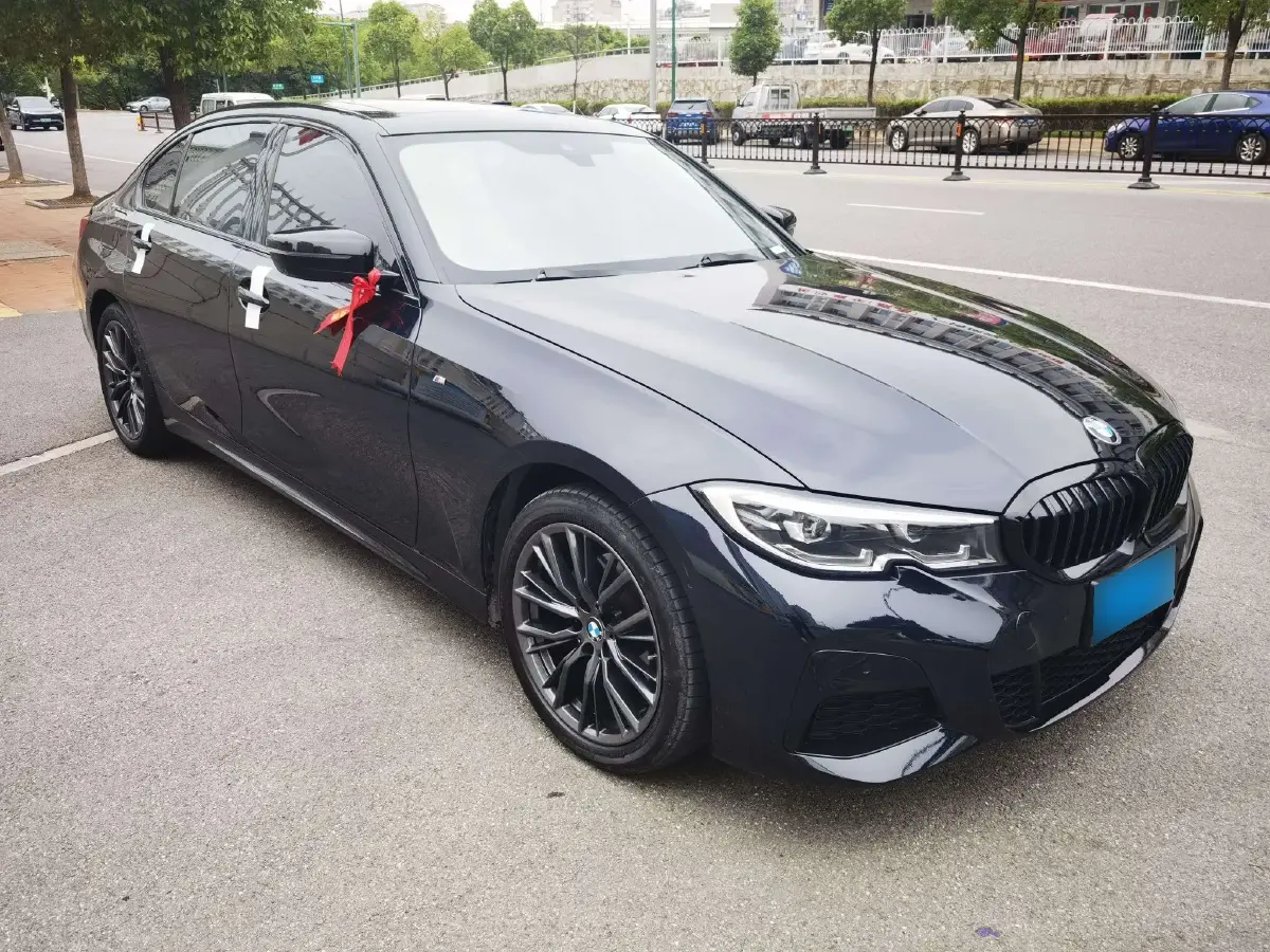 2021 BMW 3 Series 2.0T 184HP L4 8AT