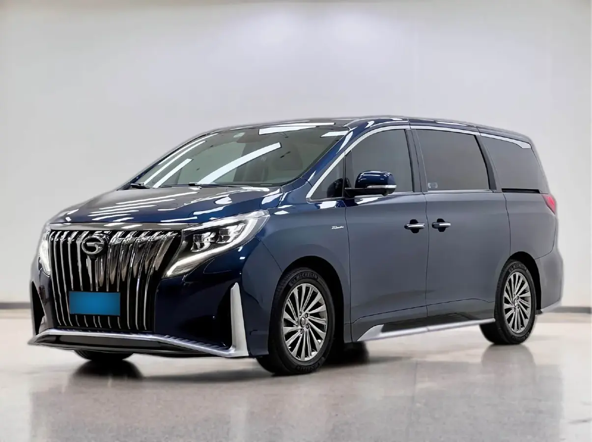 2021 GAC Trumpchi M8 2.0T 252HP L4 8AT