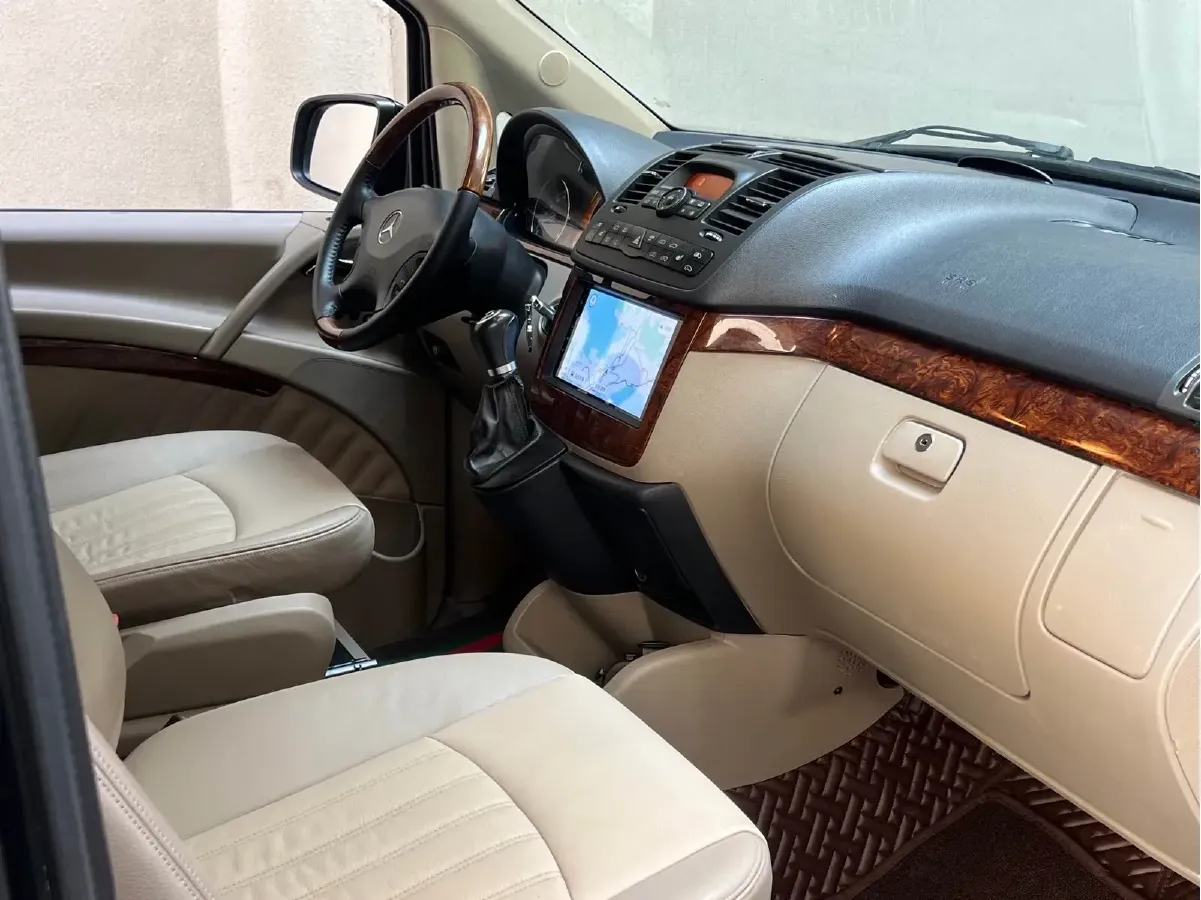 2012 Mercedes-Benz Viano 2.5L 190HP V6 5AT,autocango,china used car exporter,china ev exporter,chinese used car exporter,chinese used ev exporter