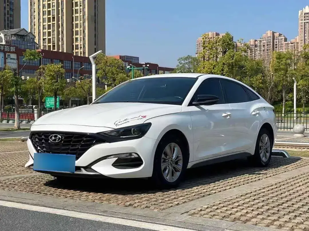 2019 Hyundai La Festa 1.6T 190HP L4 7DCT