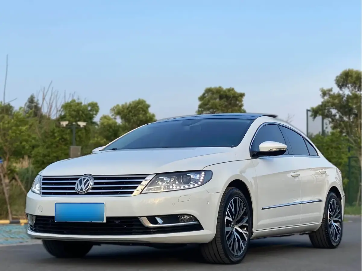 2016 Volkswagen CC 2.0T 200HP L4 6DCT