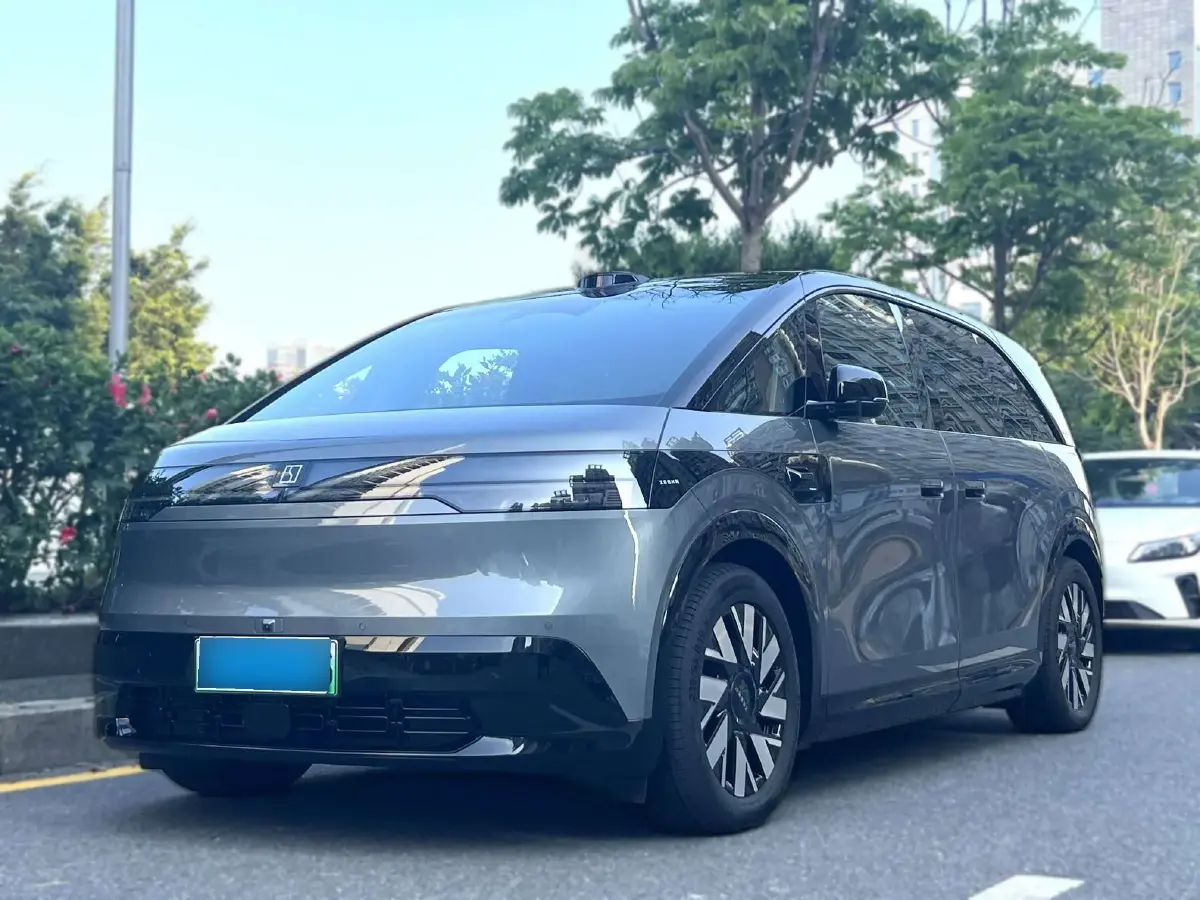 2025 Zeekr MIX BEV 102KWH