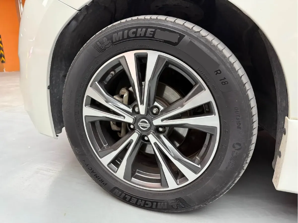 2015 Nissan Quest 3.5L 277HP V6 CVT,autocango,china used car exporter,china ev exporter,chinese used car exporter,chinese used ev exporter