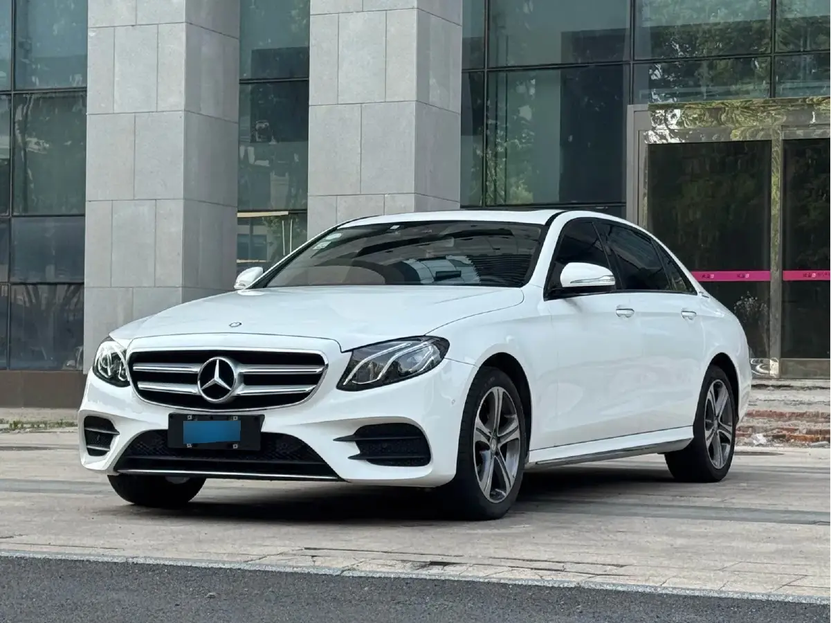 2016 Mercedes-Benz E Class 2.0T 184HP L4 9AT