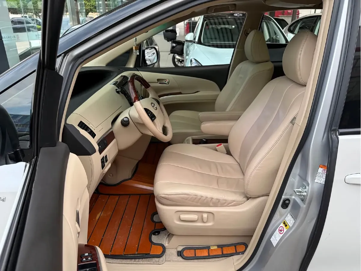 2012 Toyota Previa 2.4L 170HP L4 CVT,autocango,china used car exporter,china ev exporter,chinese used car exporter,chinese used ev exporter