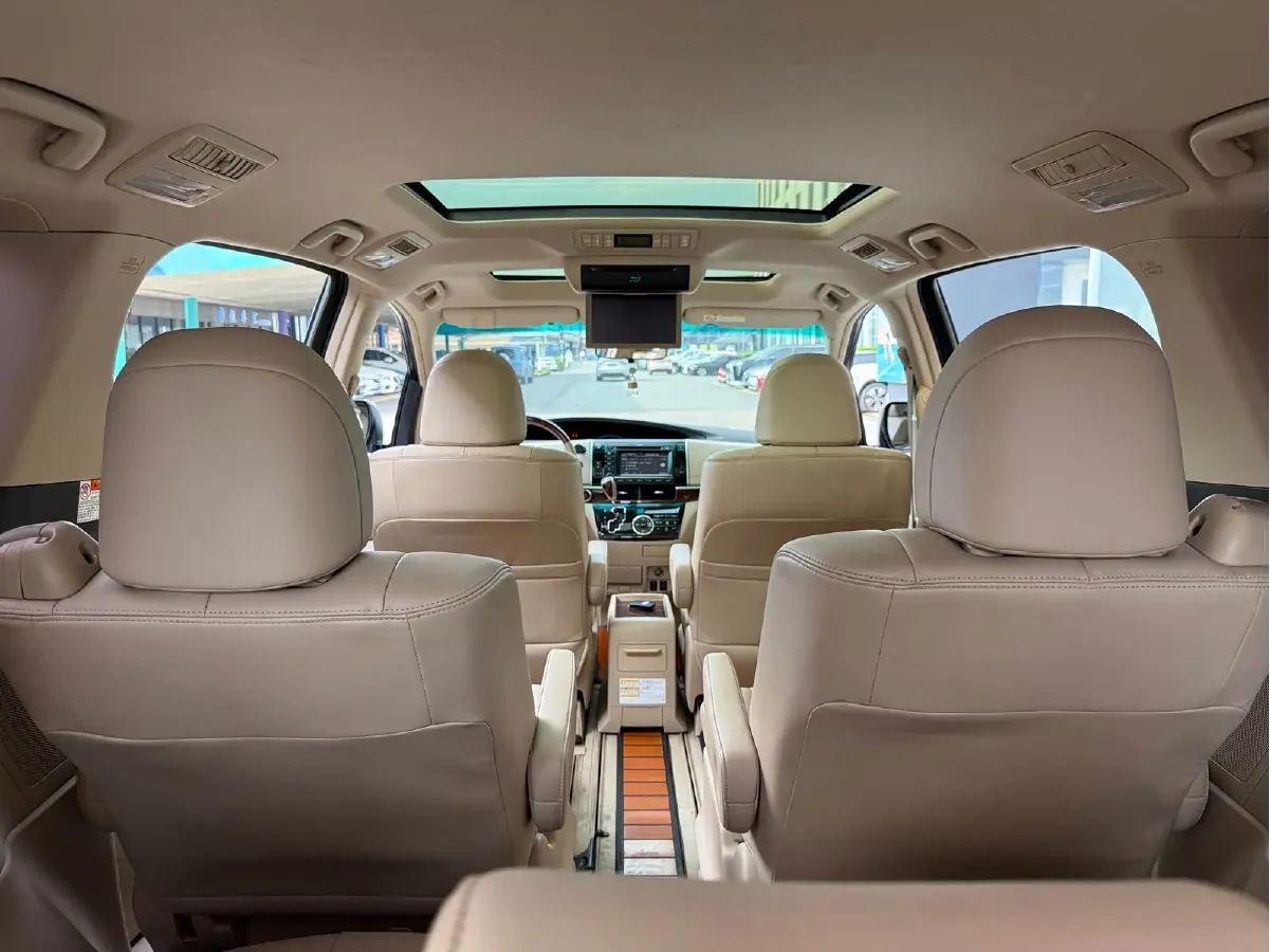 2012 Toyota Previa 2.4L 170HP L4 CVT,autocango,china used car exporter,china ev exporter,chinese used car exporter,chinese used ev exporter